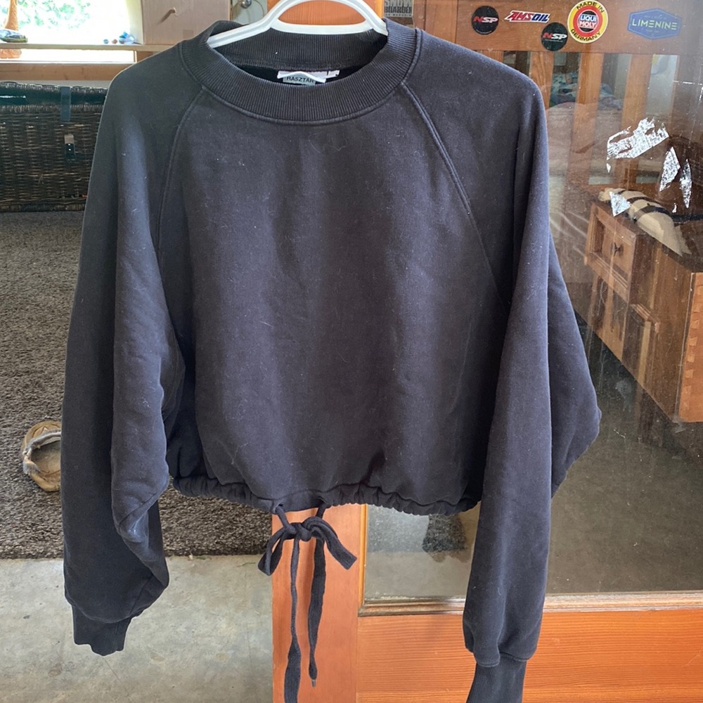 Weekday crop top